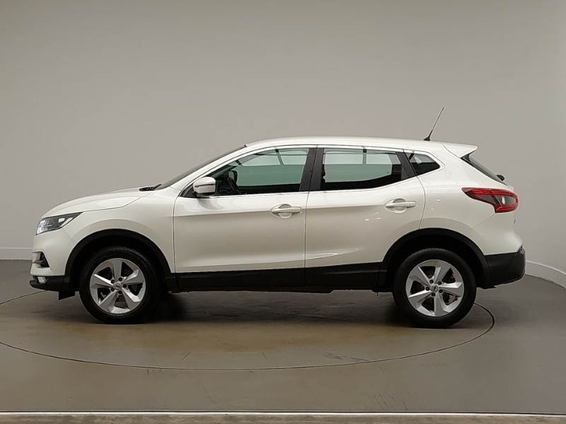 Used Nissan Qashqai 2017 for sale - 76343316: Photo 4