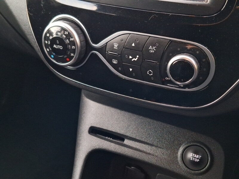 Used Renault Captur 2018 for sale - 76763623: Photo 11