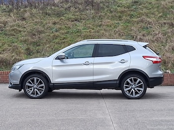 Used Nissan Qashqai 2016 for sale - 77682398: Photo