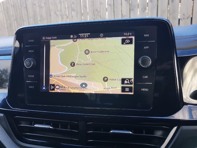 Used Volkswagen T-Roc 2023 for sale - 76695833: Photo 16