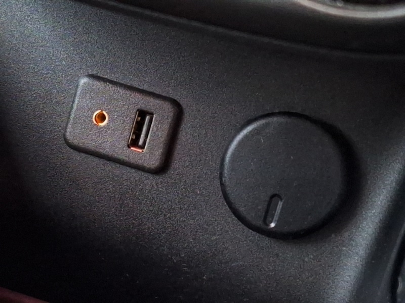 Used Vauxhall Corsa 2015 for sale - 78147015: Photo 10