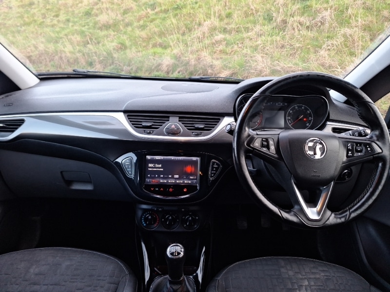 Used Vauxhall Corsa 2015 for sale - 78147015: Photo 2