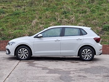 Used Volkswagen Polo 2023 for sale - 78202616: Photo