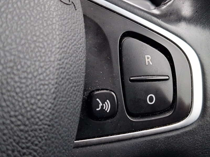 Used Renault Clio 2017 for sale - 76427300: Photo 17