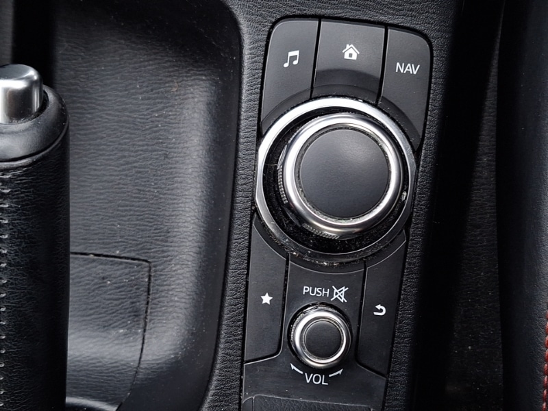 Used Mazda Mazda2 2015 for sale - 77922017: Photo 10