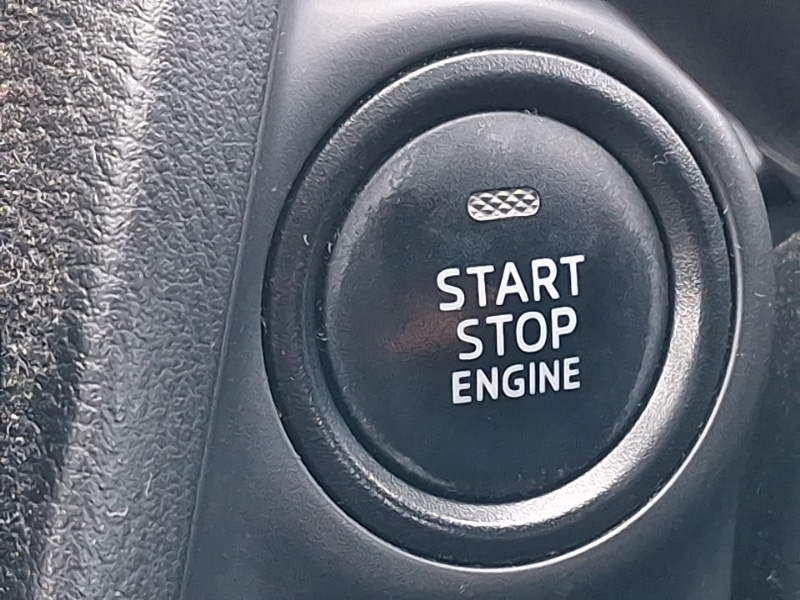 Used Mazda Mazda2 2015 for sale - 77922017: Photo 13