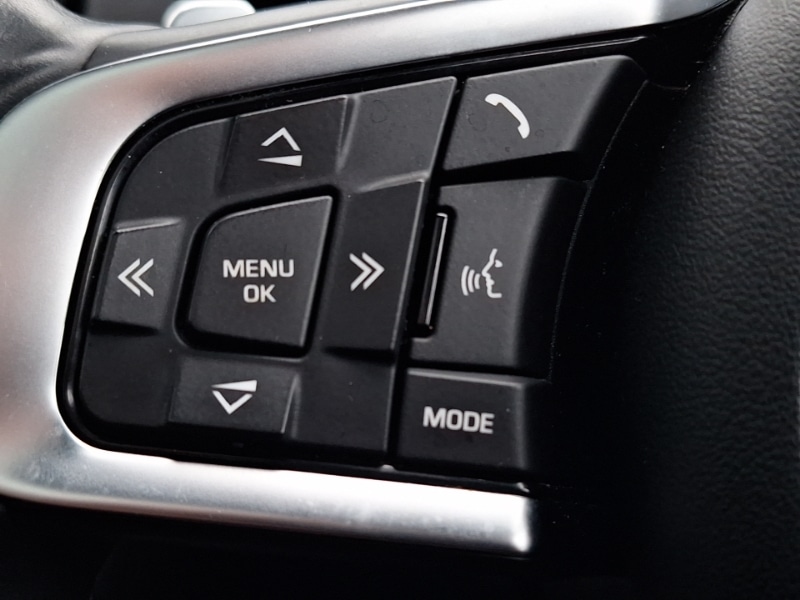 Used Jaguar F-Pace 2020 for sale - 77663825: Photo 16