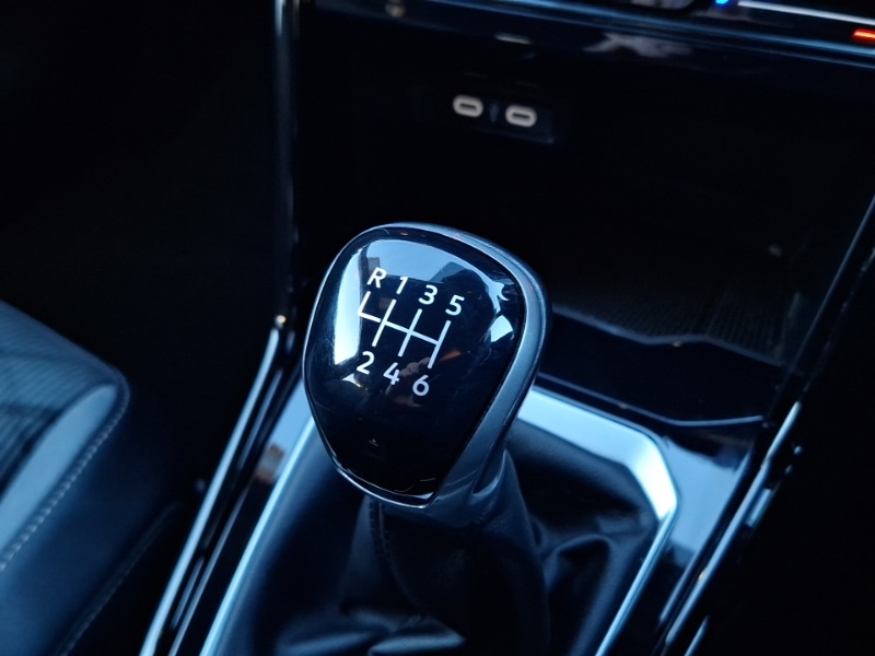 Used Volkswagen T-Roc 2023 for sale - 77105295: Photo 10