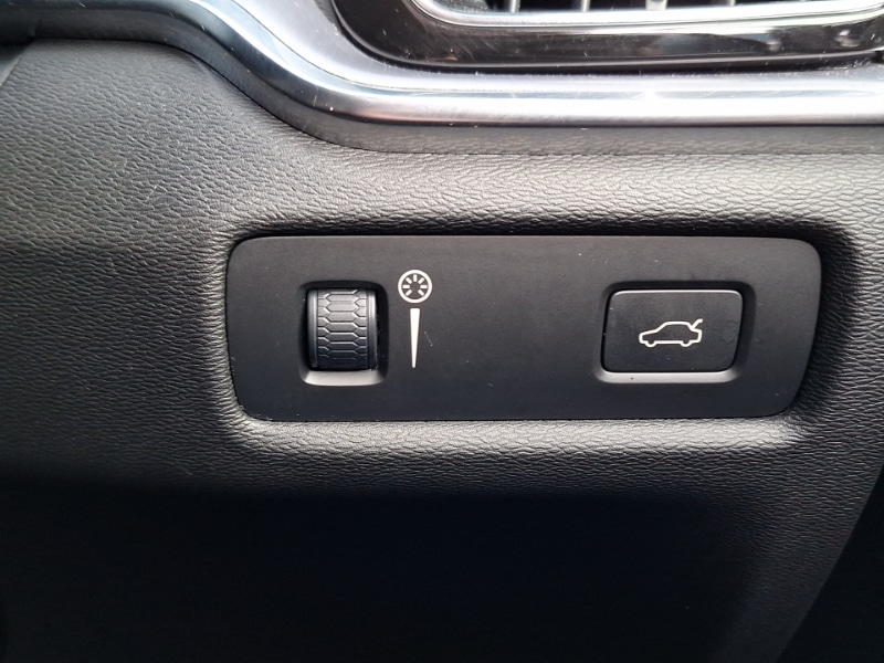 Used Volvo V60 2018 for sale - 77644450: Photo 18