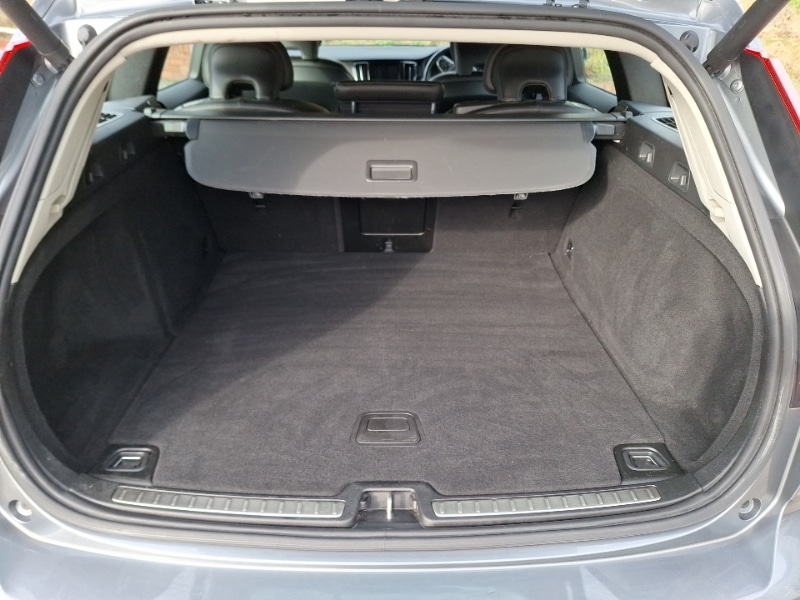 Used Volvo V60 2018 for sale - 77644450: Photo 8