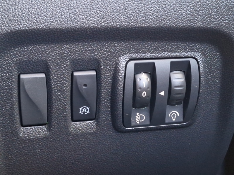 Used Renault Captur 2018 for sale - 77031850: Photo 18