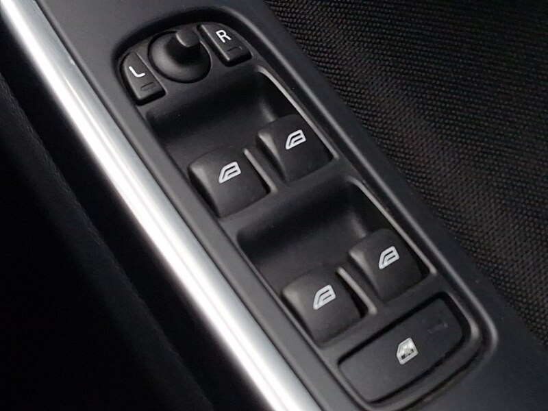 Used Volvo V60 2012 for sale - 78125976: Photo 19