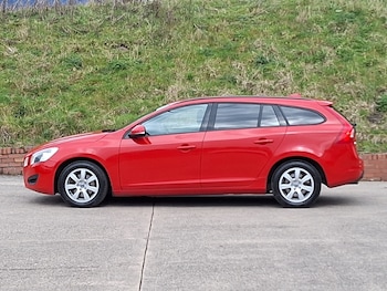 Used Volvo V60 2012 for sale - 78125976: Photo