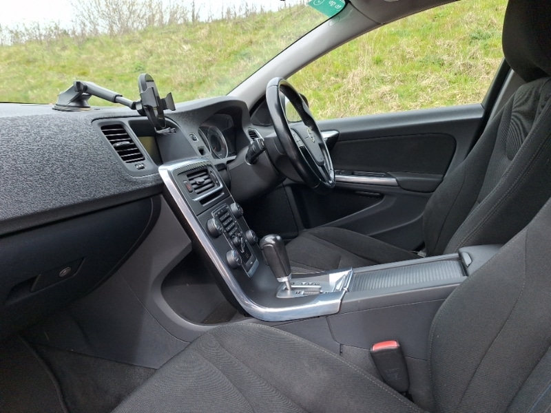 Used Volvo V60 2012 for sale - 78125976: Photo 5