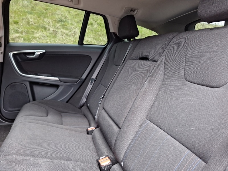 Used Volvo V60 2012 for sale - 78125976: Photo 6