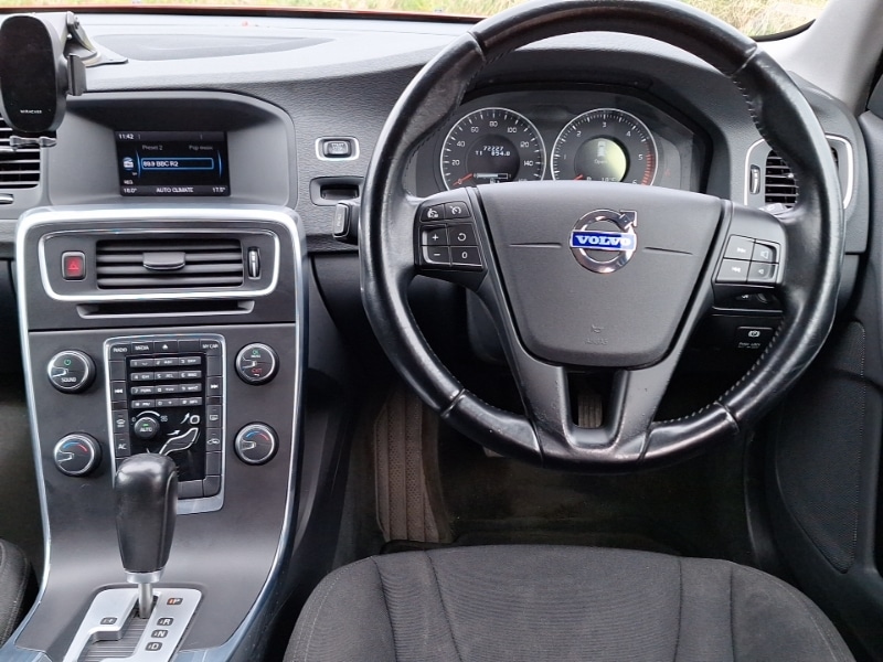 Used Volvo V60 2012 for sale - 78125976: Photo 7