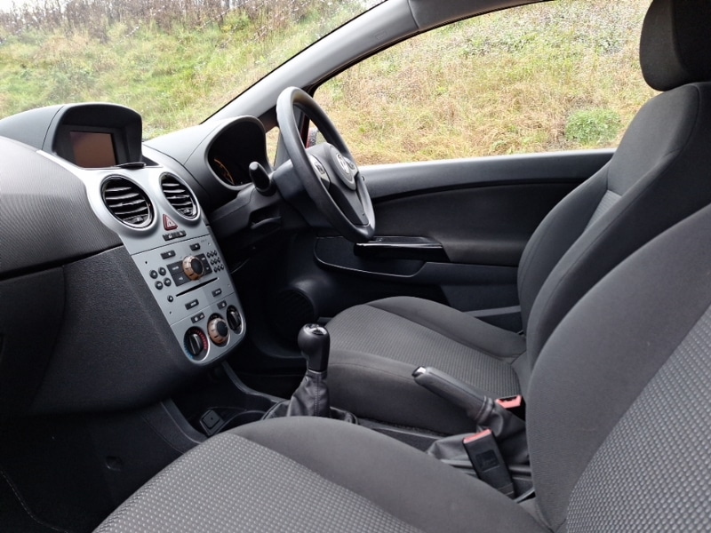 Used Vauxhall Corsa 2012 for sale - 76856666: Photo 5