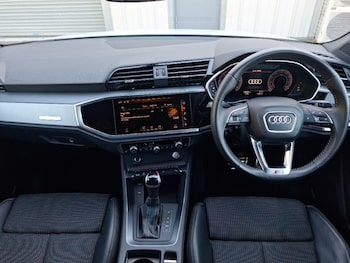 Used Audi Q3 2020 for sale - 78945732: Photo