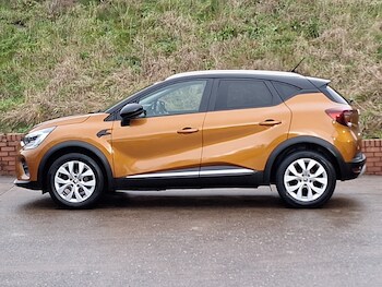 Used Renault Captur 2020 for sale - 77073468: Photo