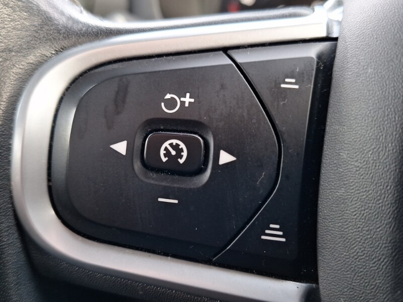 Used Volvo V60 2018 for sale - 77721836: Photo 16