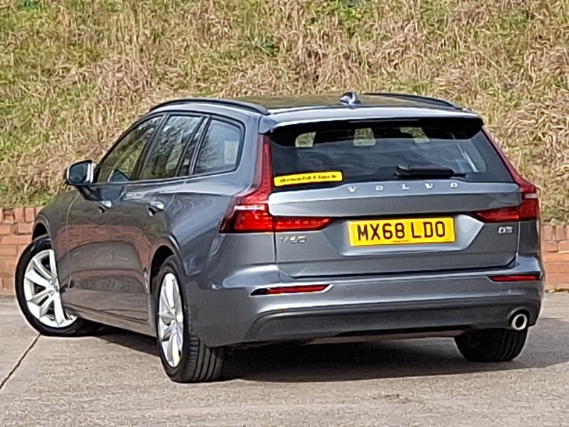 Used Volvo V60 2018 for sale - 77721836: Photo 3