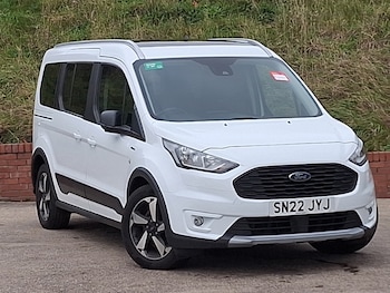 Used Ford Grand Tourneo Connect 2022 for sale - 76464995: Photo