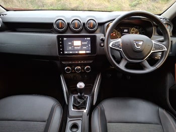 Used Dacia Duster 2022 for sale - 76713672: Photo