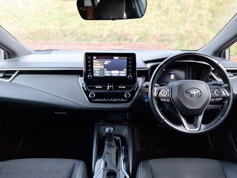 Used Toyota Corolla 2021 for sale - 78156111: Photo 2