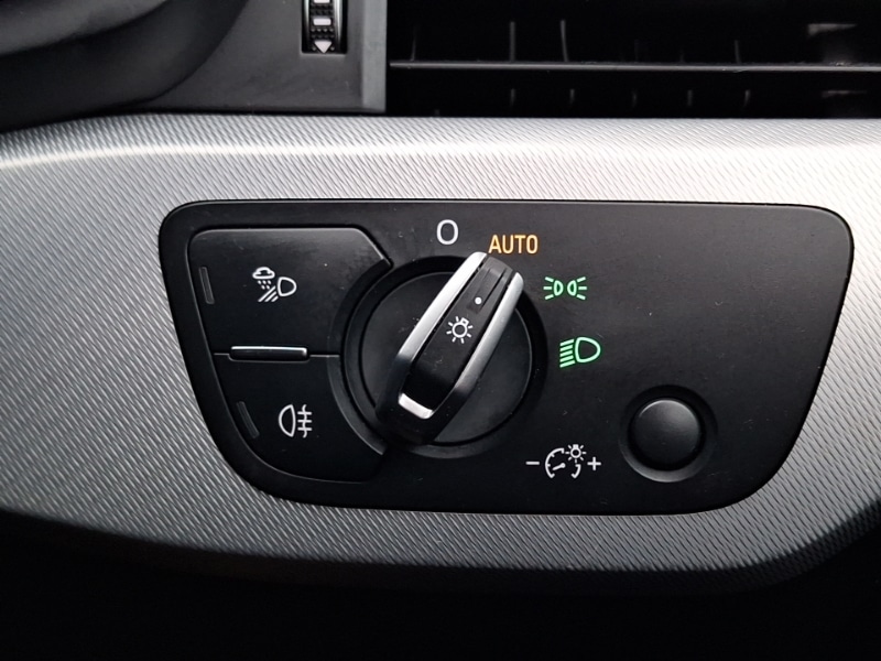 Used Audi A4 2018 for sale - 77648598: Photo 18