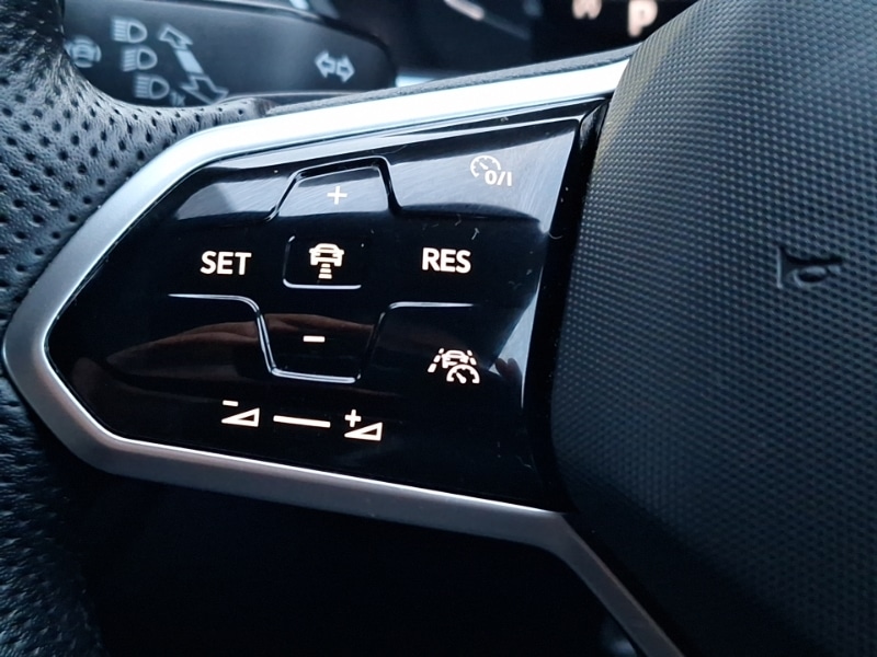 Used Volkswagen Tiguan Allspace 2023 for sale - 77453875: Photo 17