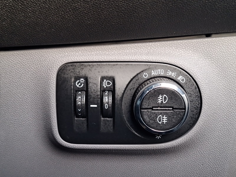 Used Vauxhall Corsa 2016 for sale - 76397312: Photo 18