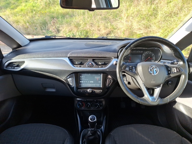 Used Vauxhall Corsa 2016 for sale - 76397312: Photo 2