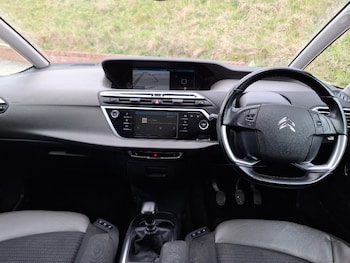 Used Citroen Grand C4 Picasso 2019 for sale - 78202628: Photo