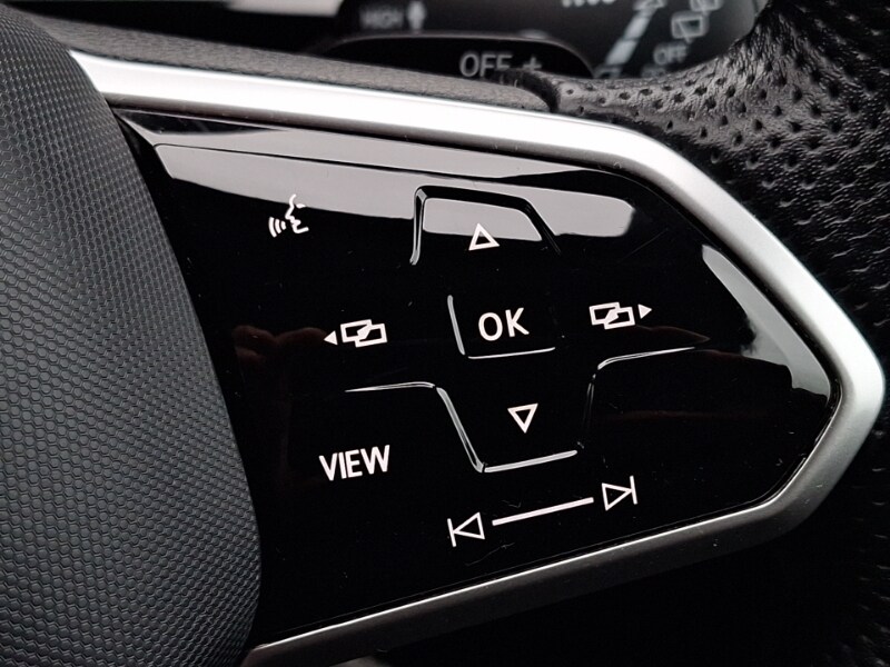 Used Volkswagen T-Roc 2022 for sale - 76533376: Photo 14