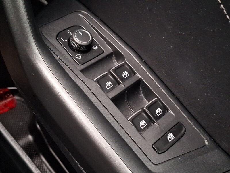 Used Volkswagen T-Roc 2022 for sale - 76533376: Photo 15