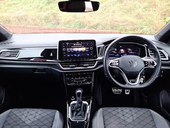 Used Volkswagen T-Roc 2022 for sale - 76533376: Photo