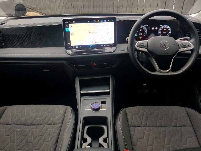 Used Volkswagen Tiguan 2024 for sale - 76763621: Photo 2