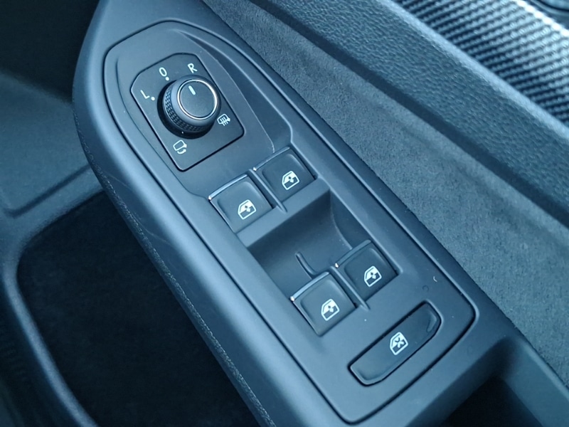 Used Volkswagen Golf 2024 for sale - 76321329: Photo 19