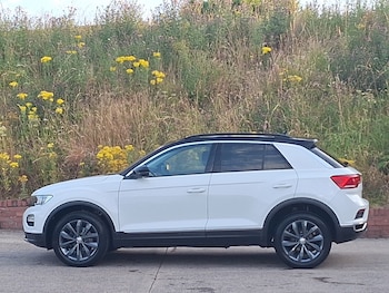 Used Volkswagen T-Roc 2019 for sale - 79457694: Photo