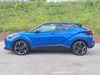 Used Toyota C-HR 2021 for sale - 75177344: Photo