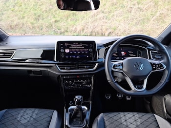 Used Volkswagen T-Roc 2023 for sale - 77776818: Photo