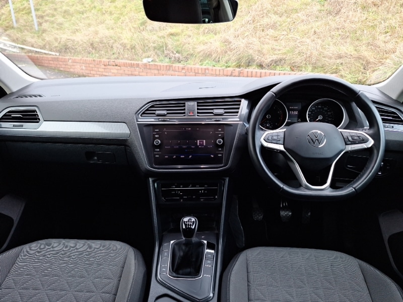 Used Volkswagen Tiguan 2023 for sale - 77324849: Photo 2