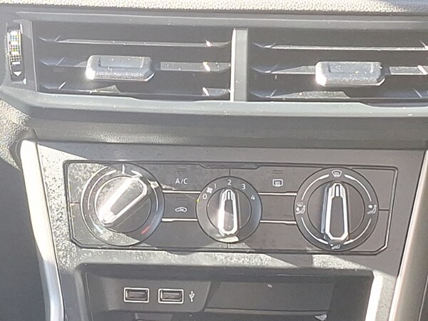 Used Volkswagen Polo 2020 for sale - 76246422: Photo 10
