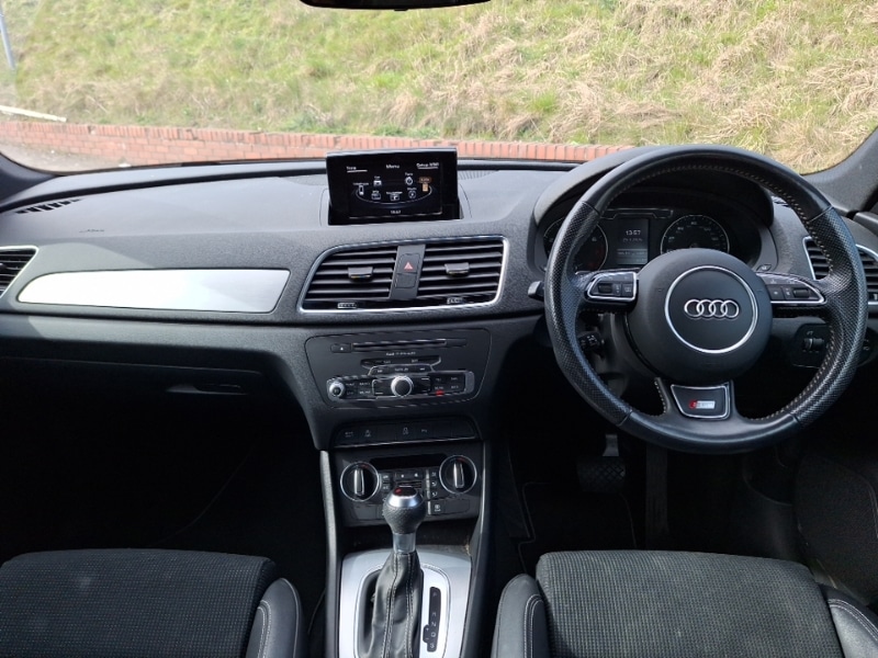 Used Audi Q3 2018 for sale - 78085400: Photo 2