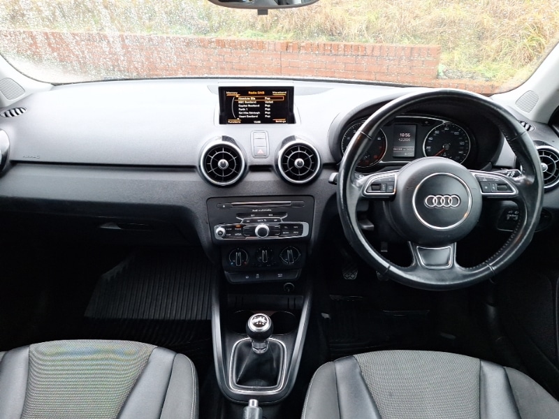 Used Audi A1 2017 for sale - 77630253: Photo 2