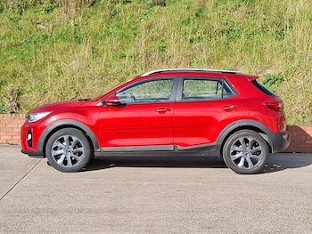 Used Kia Stonic 2018 for sale - 76393107: Photo