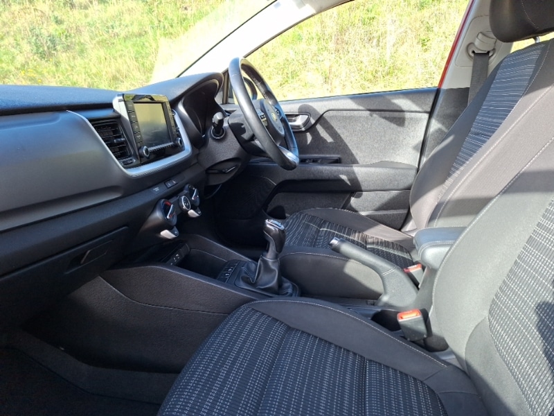 Used Kia Stonic 2018 for sale - 76393107: Photo 5