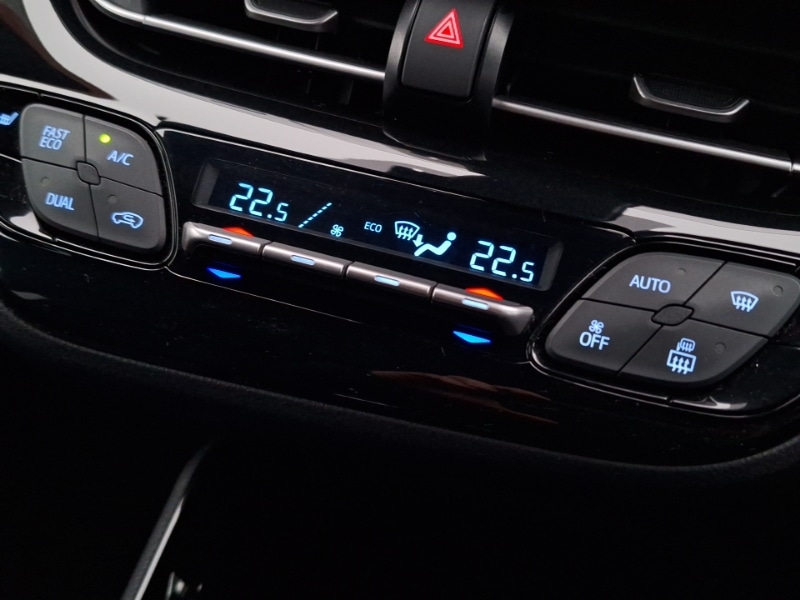 Used Toyota C-HR 2017 for sale - 77623166: Photo 11