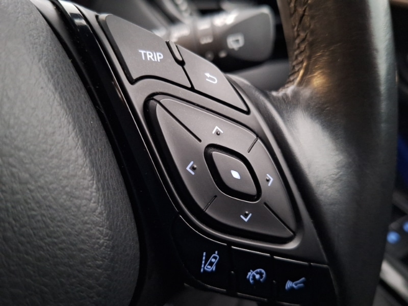 Used Toyota C-HR 2017 for sale - 77623166: Photo 17