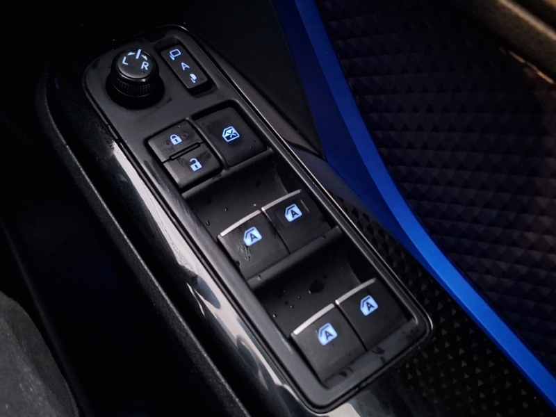 Used Toyota C-HR 2017 for sale - 77623166: Photo 18